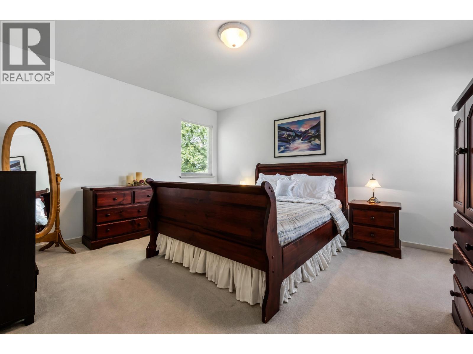10615 238 Street Property Photo 23