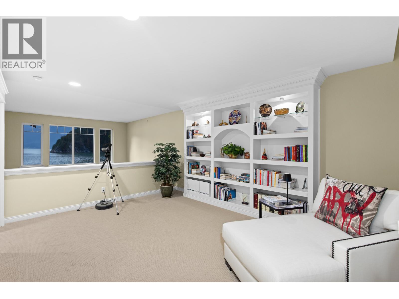 6 Beach Drive Property Photo 16