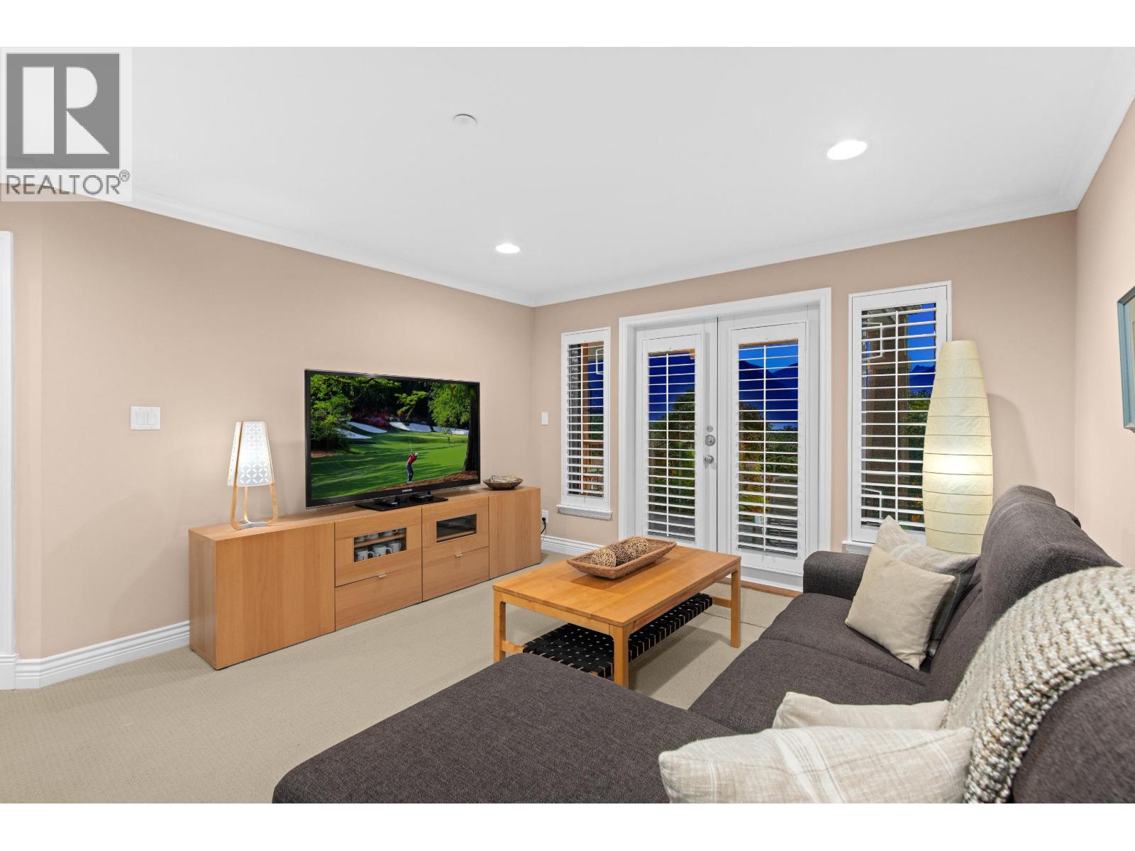 6 Beach Drive Property Photo 23