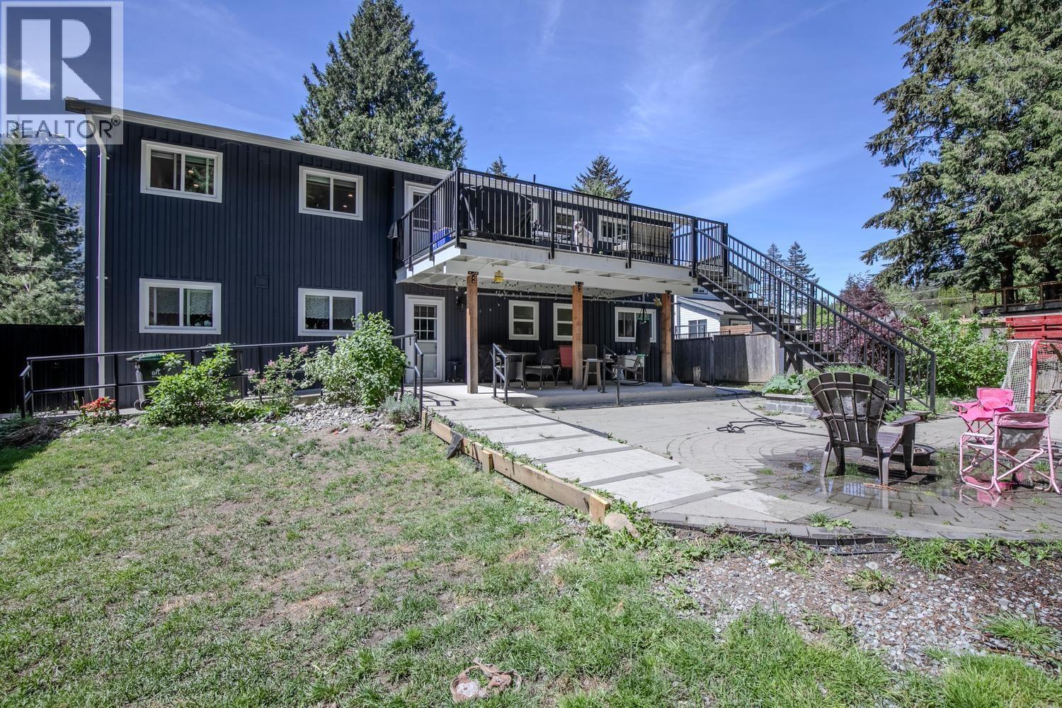41756 Government Road Property Photo 3