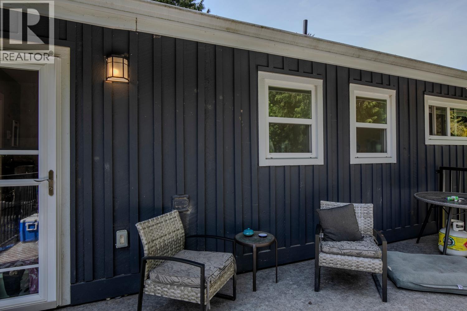 41756 Government Road Property Photo 4