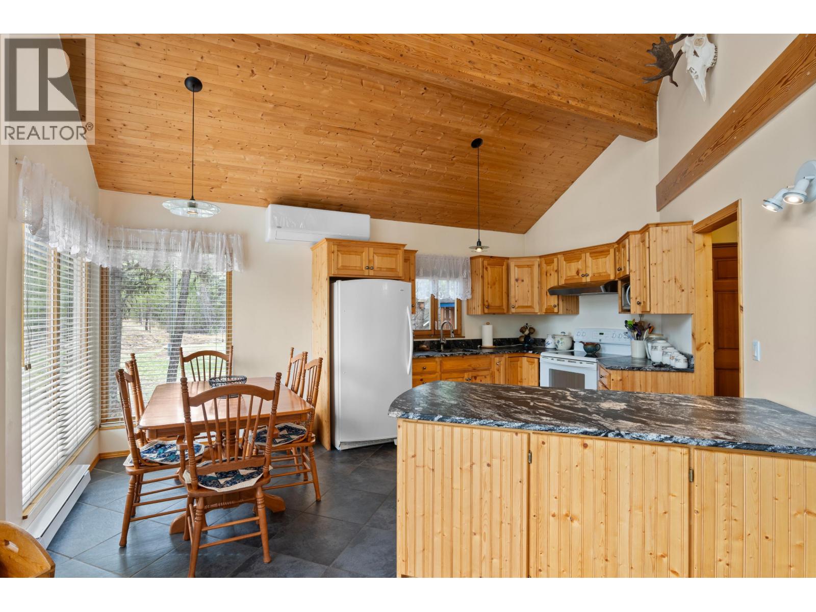 7815 Bell Road Property Photo 7