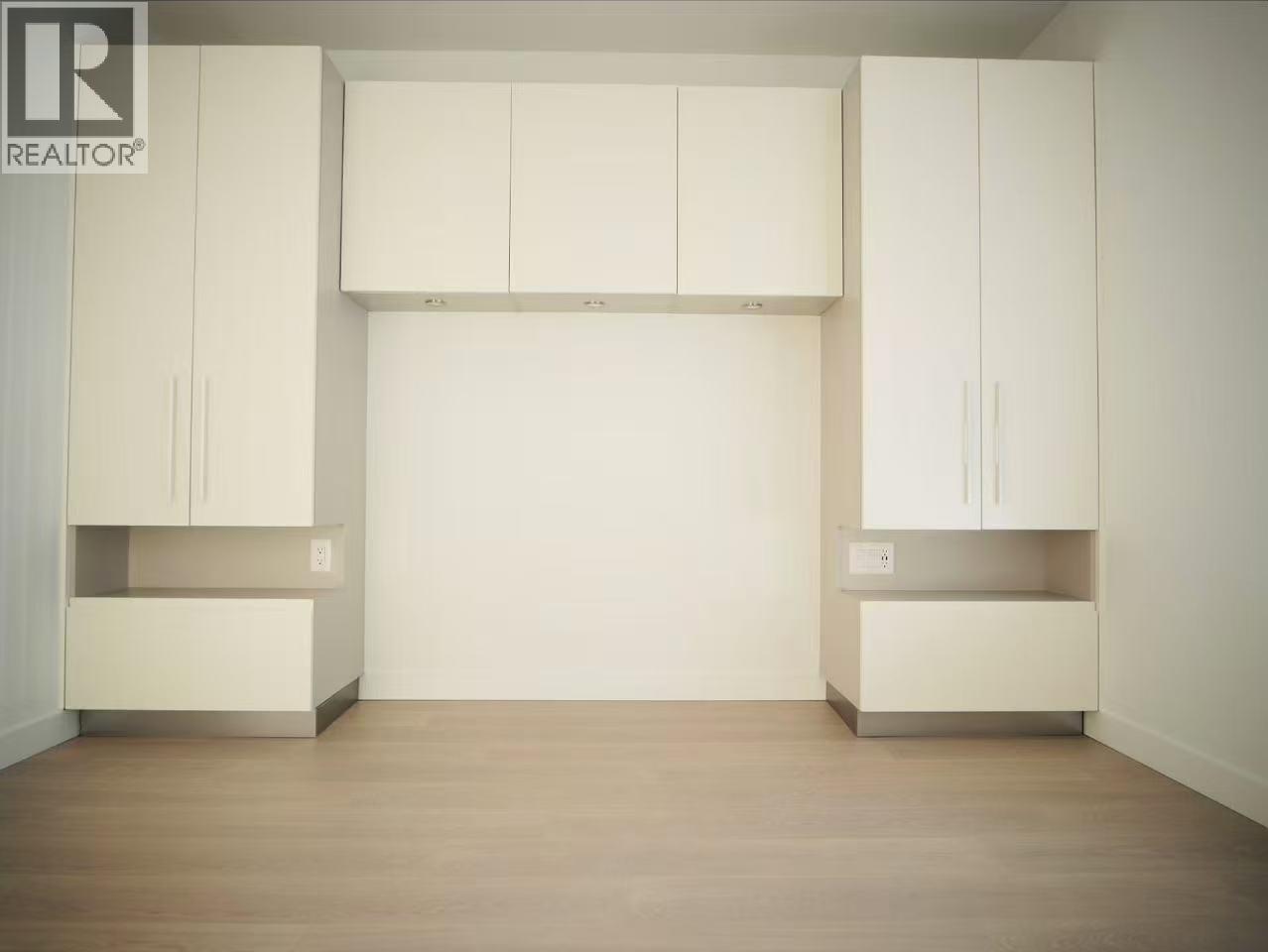 908 6537 Telford Avenue Property Photo 9