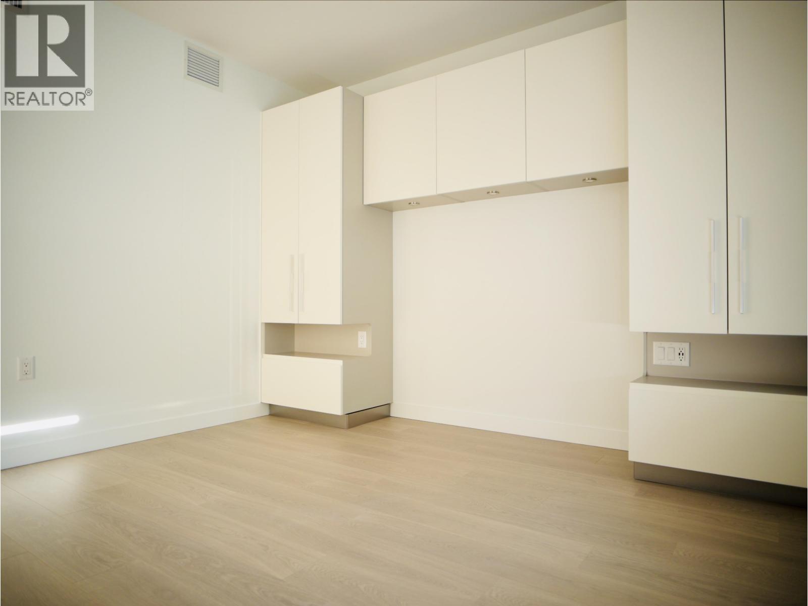 908 6537 Telford Avenue Property Photo 10