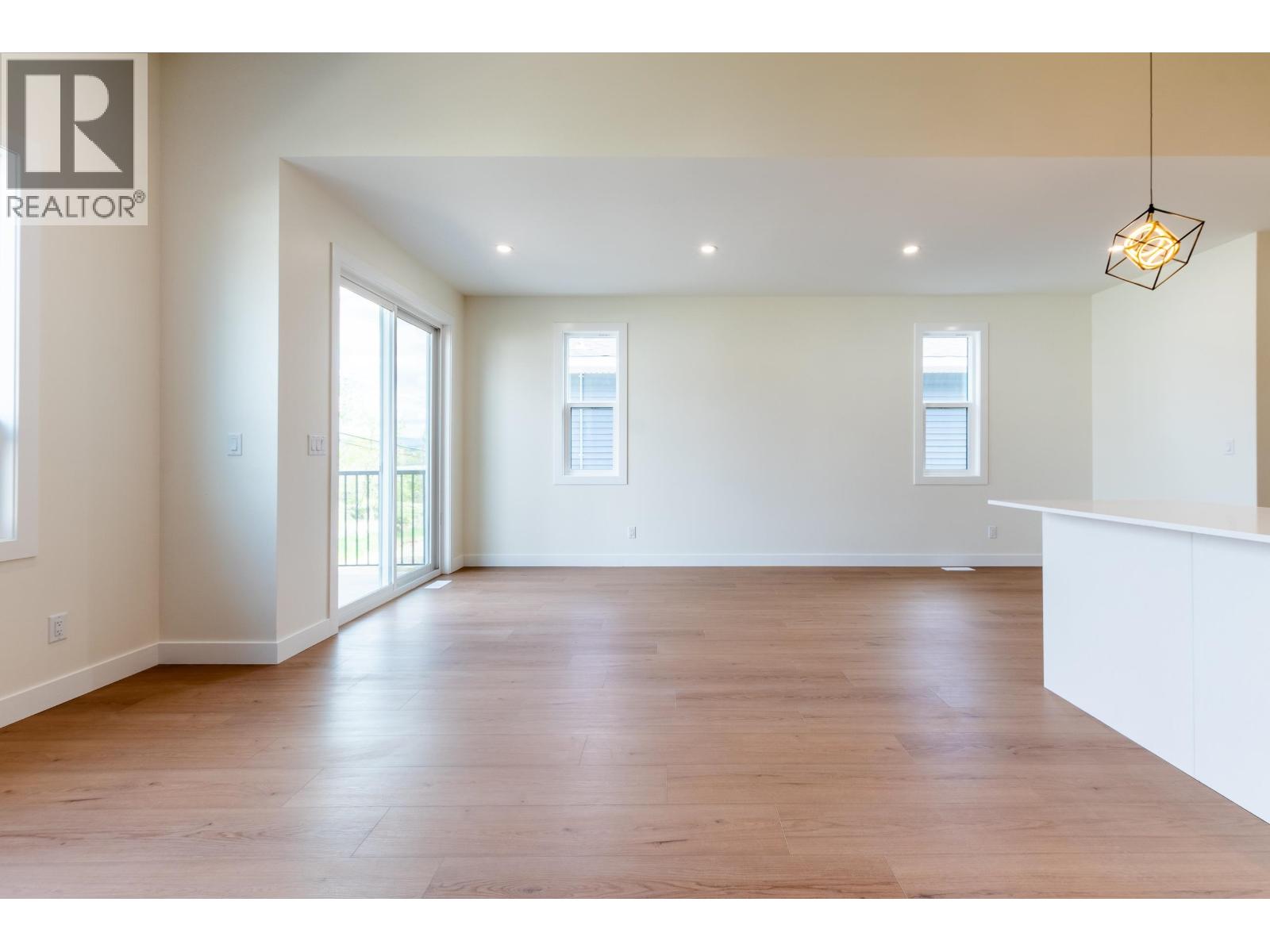 1660 11th Avenue Property Photo 15