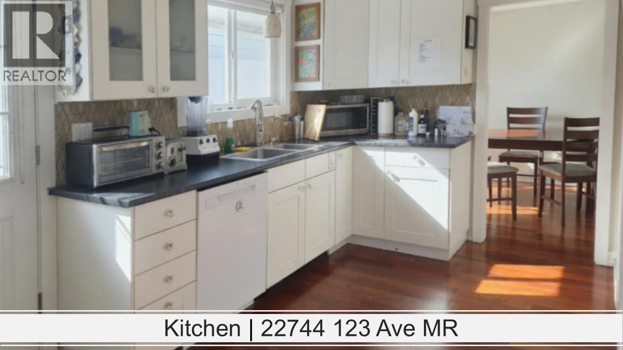 22744 123rd Avenue Property Photo 2