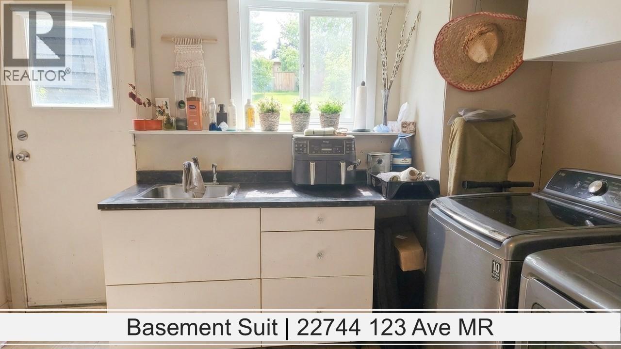 22744 123rd Avenue Property Photo 15
