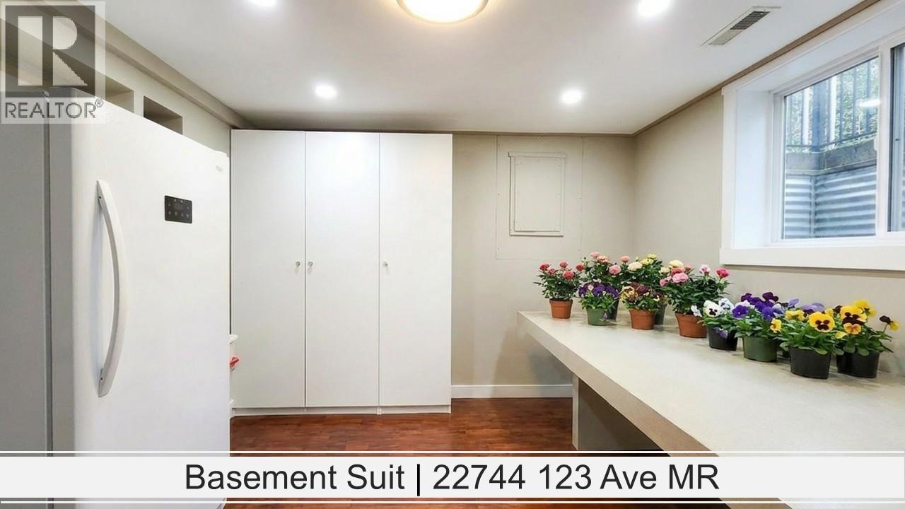 22744 123rd Avenue Property Photo 17