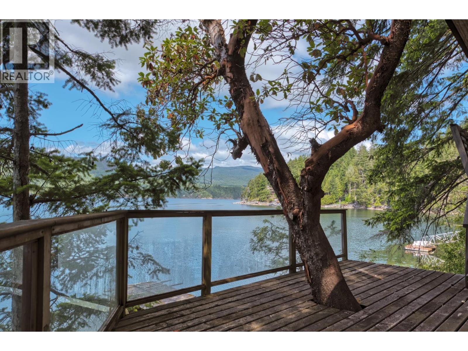6761 Sandy Hook Trail Property Photo 4