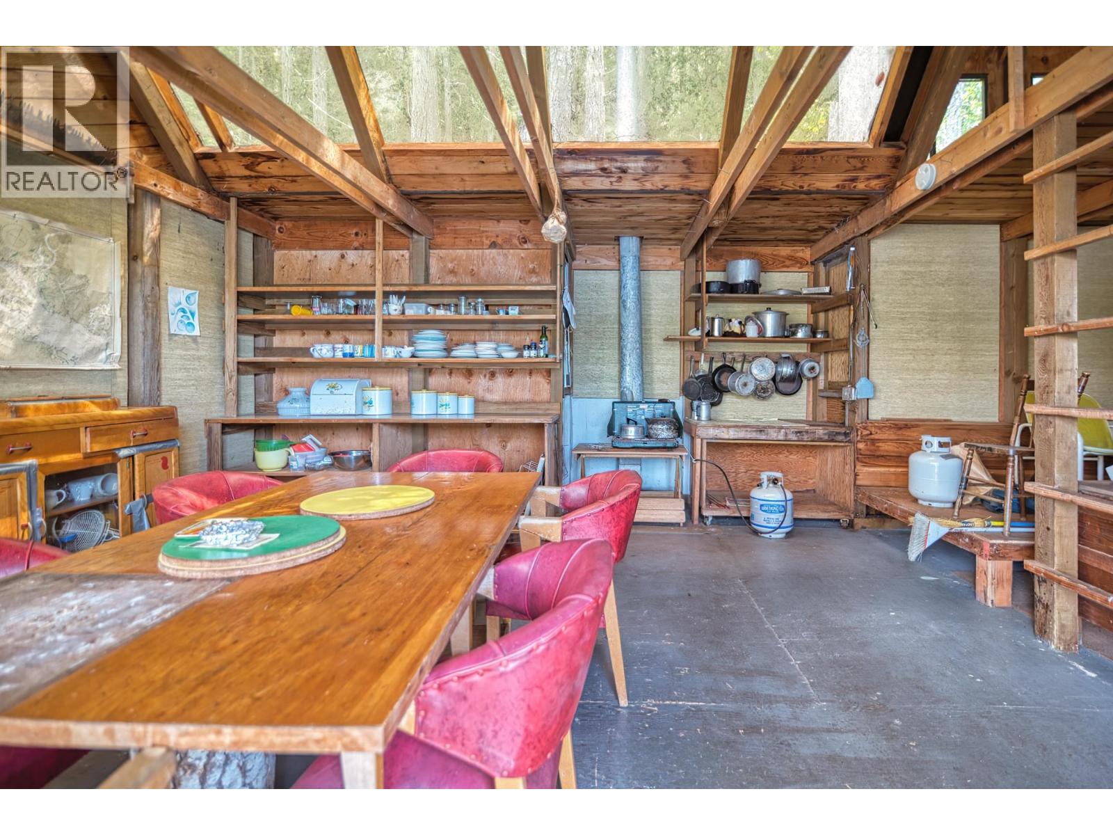 6761 Sandy Hook Trail Property Photo 14