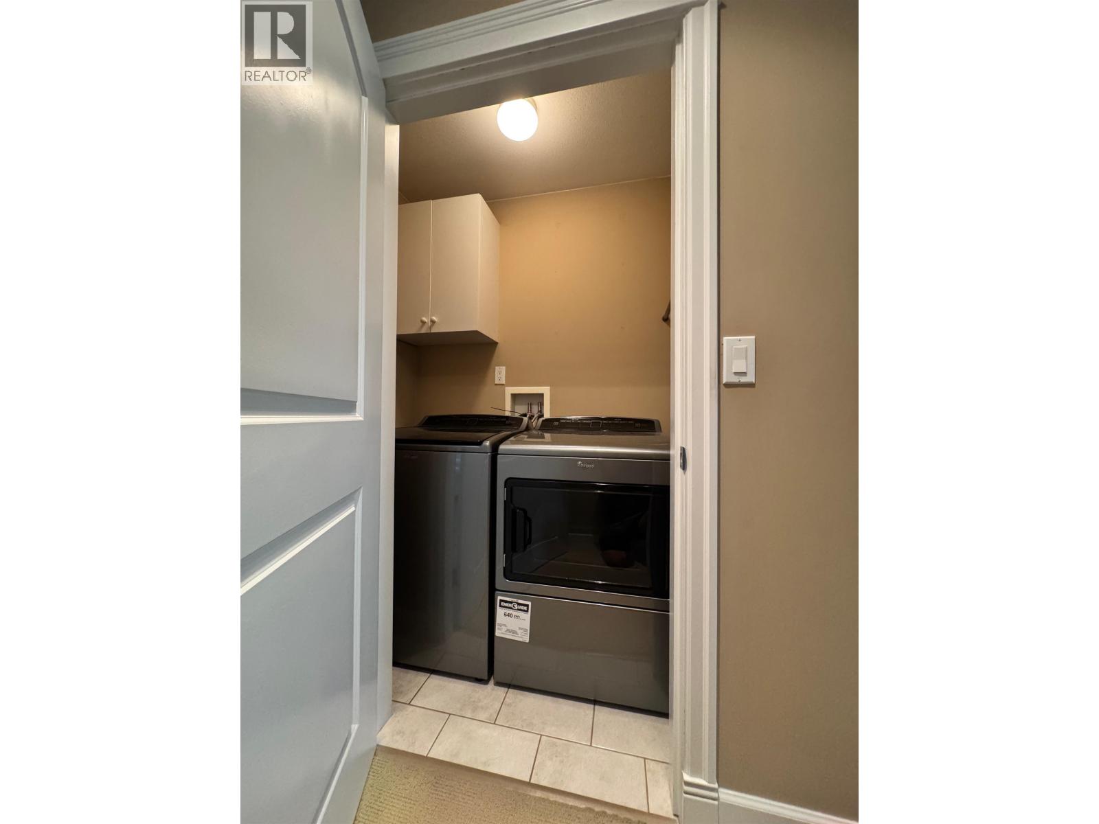 6039 46a Avenue Property Photo 14