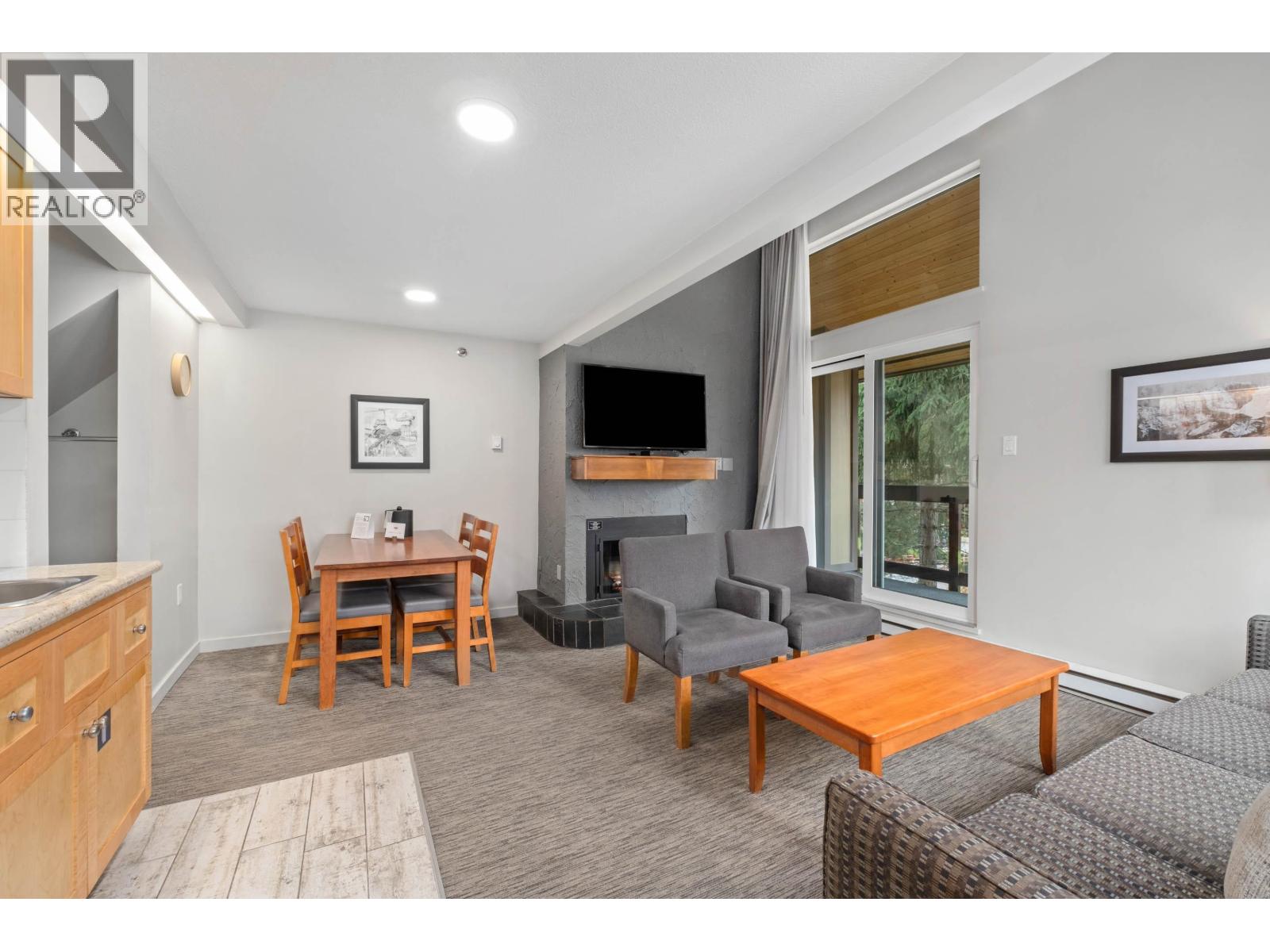 202 4420 Sundial Place Property Photo 7