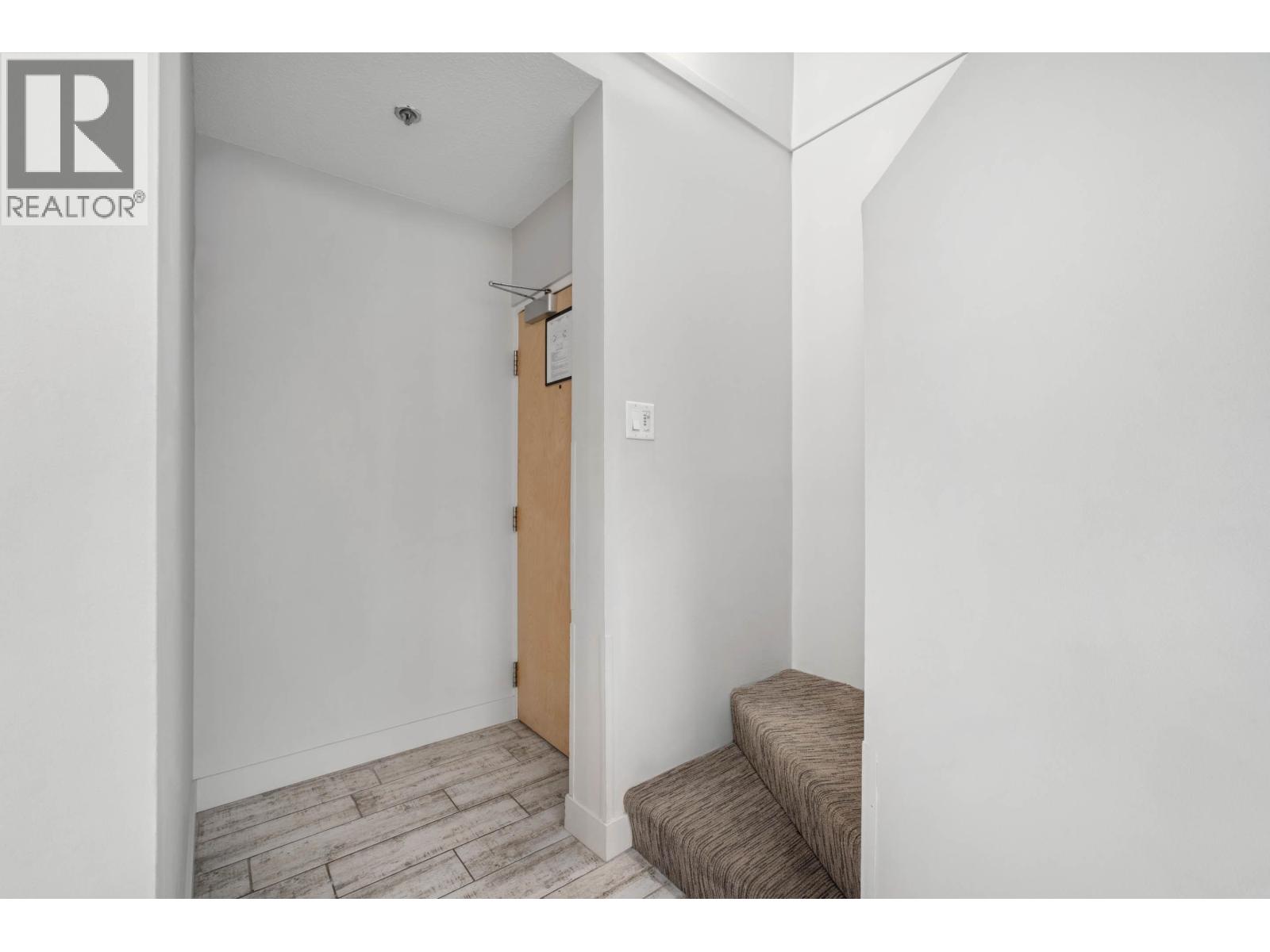202 4420 Sundial Place Property Photo 14
