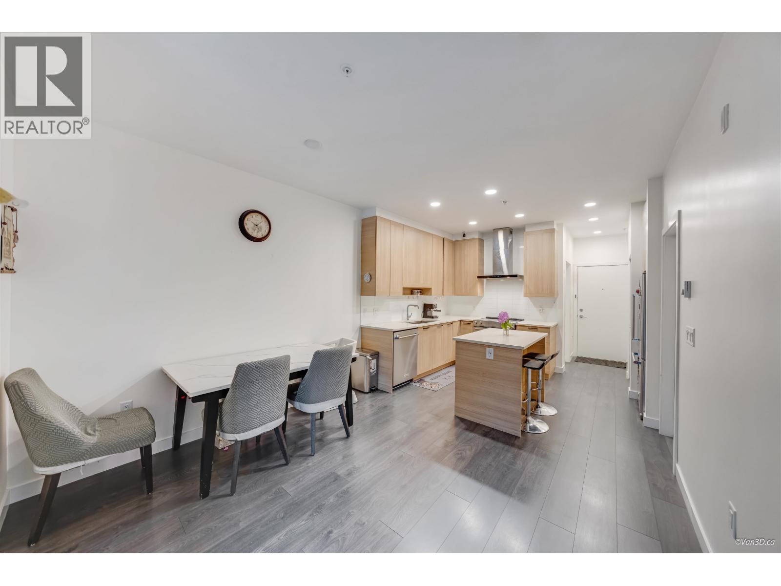 209 7133 14th Avenue Property Photo 13