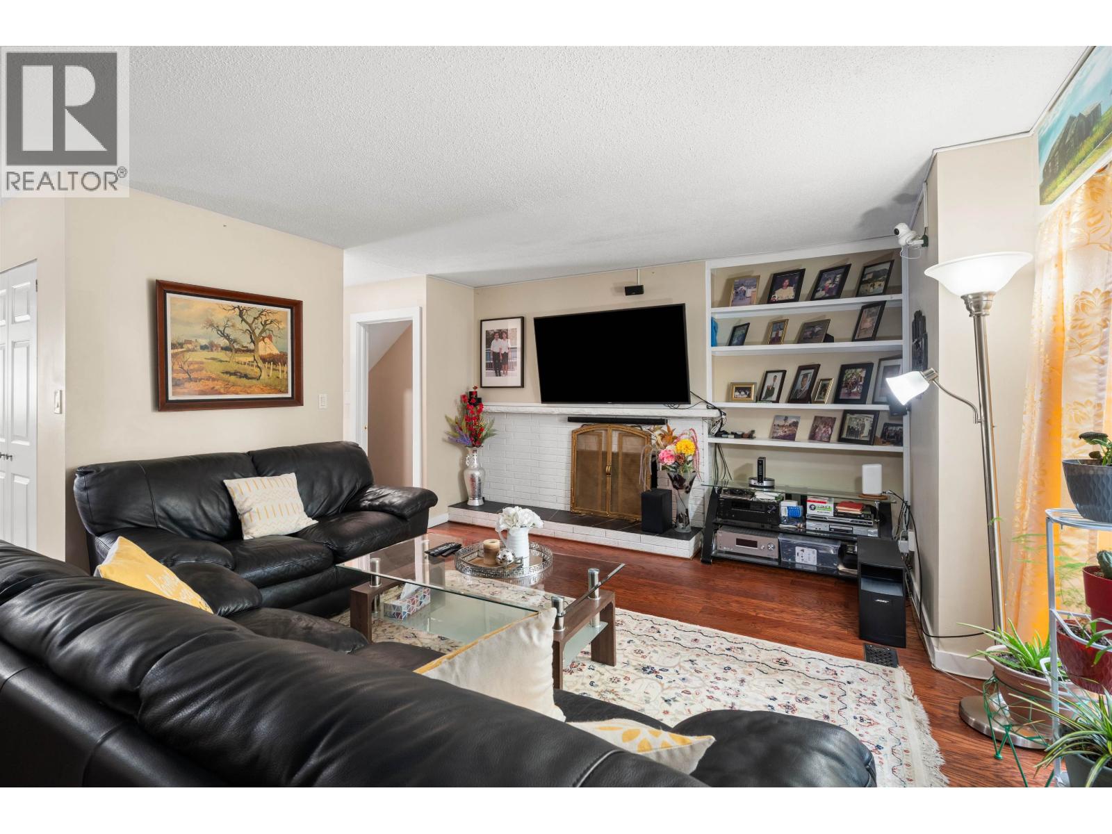 883 Old Lillooet Road Property Photo 2