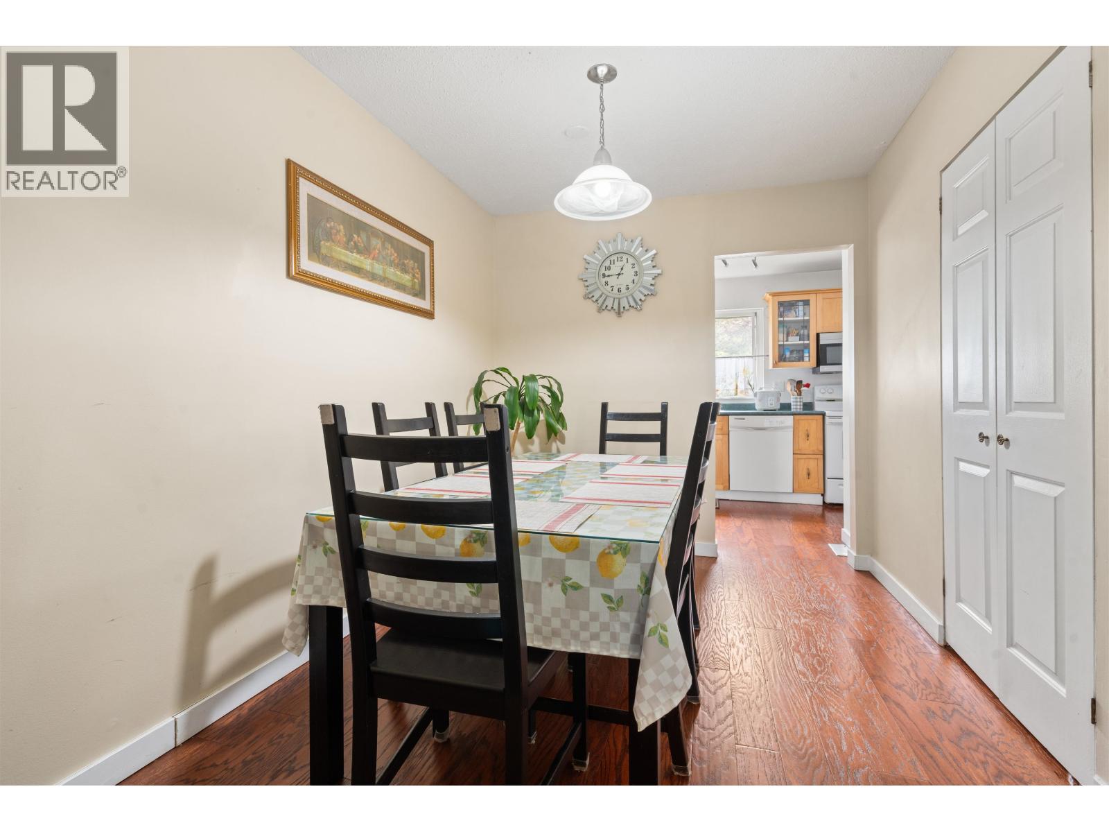 883 Old Lillooet Road Property Photo 6