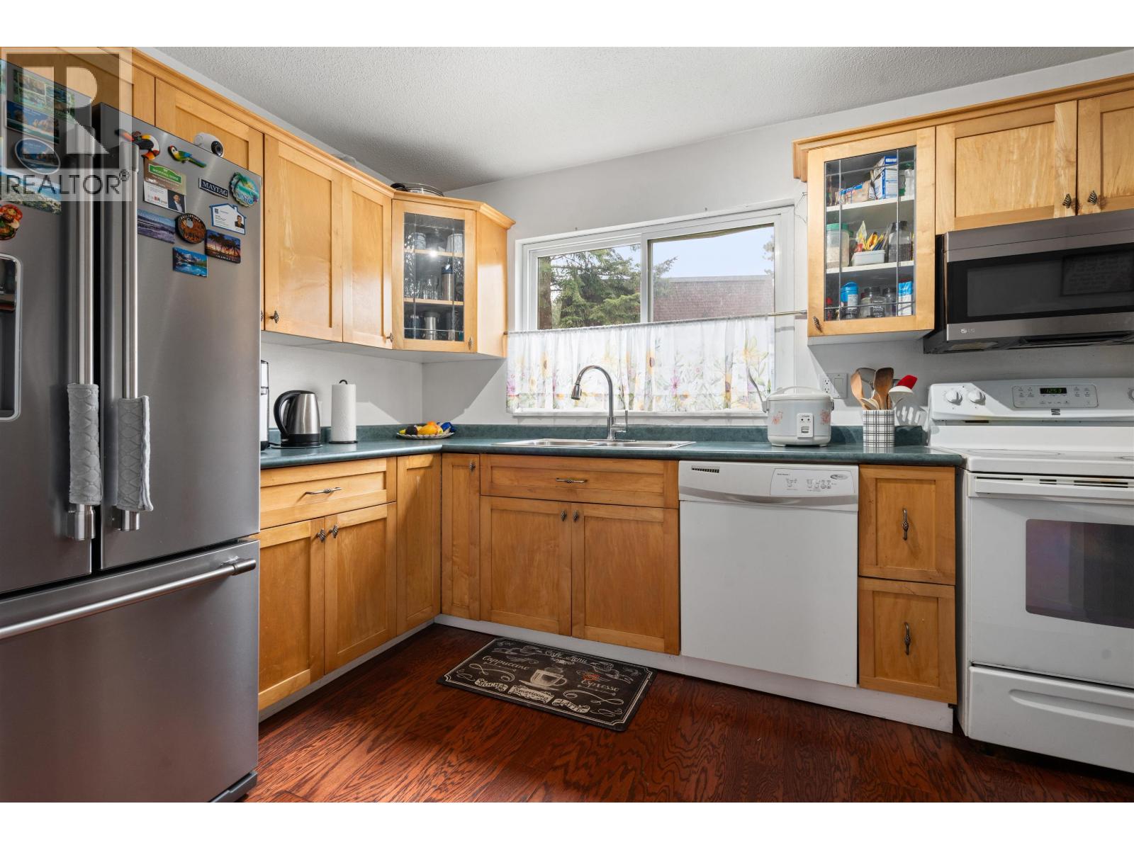 883 Old Lillooet Road Property Photo 13