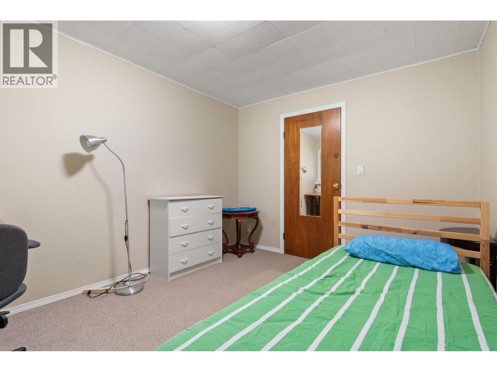 883 Old Lillooet Road Property Photo 22