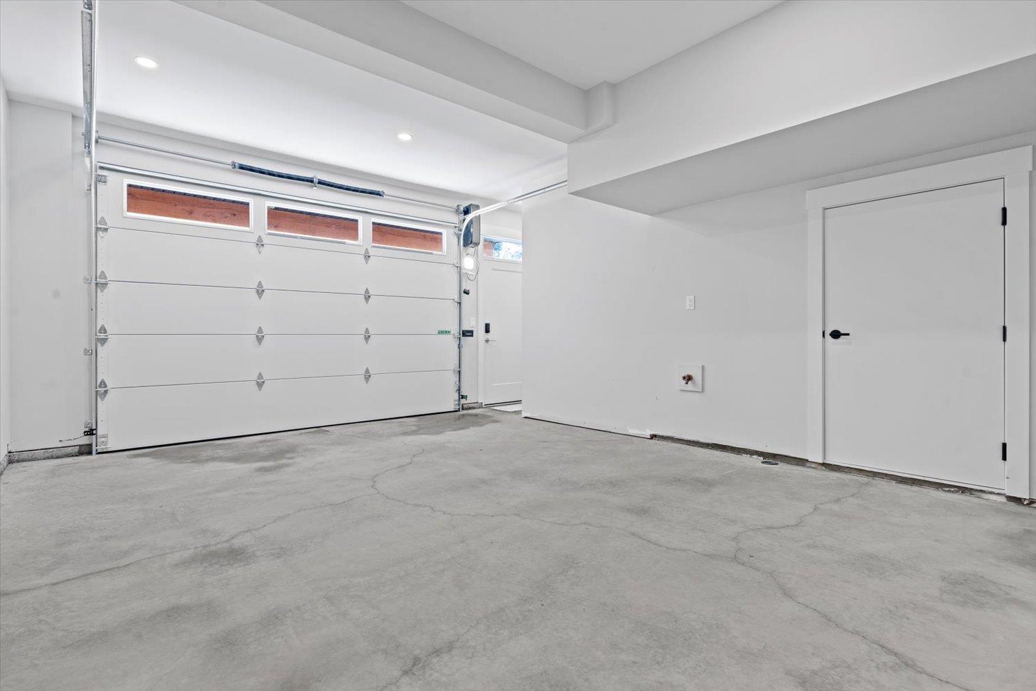 46106 Riverside Drive #2 Property Photo 25