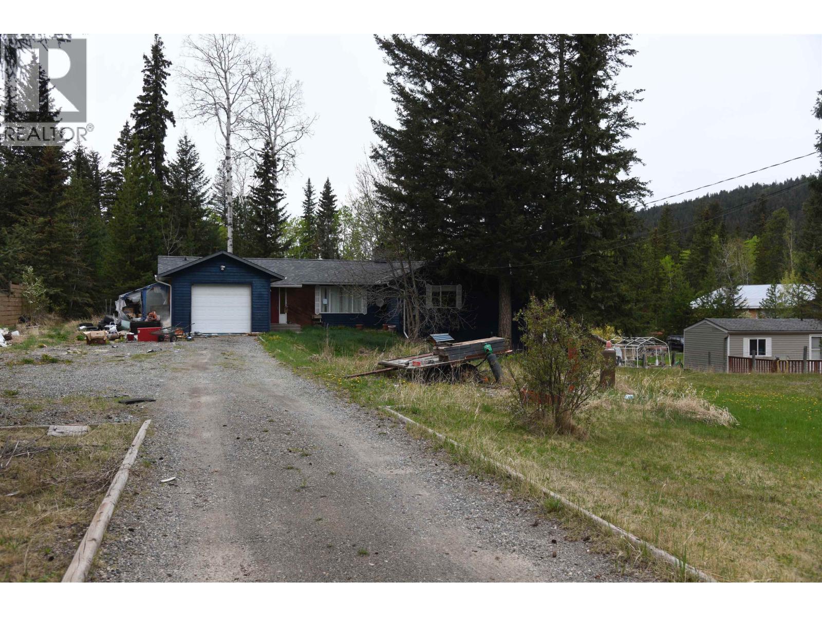 6462 Mercer Road Property Photo 2