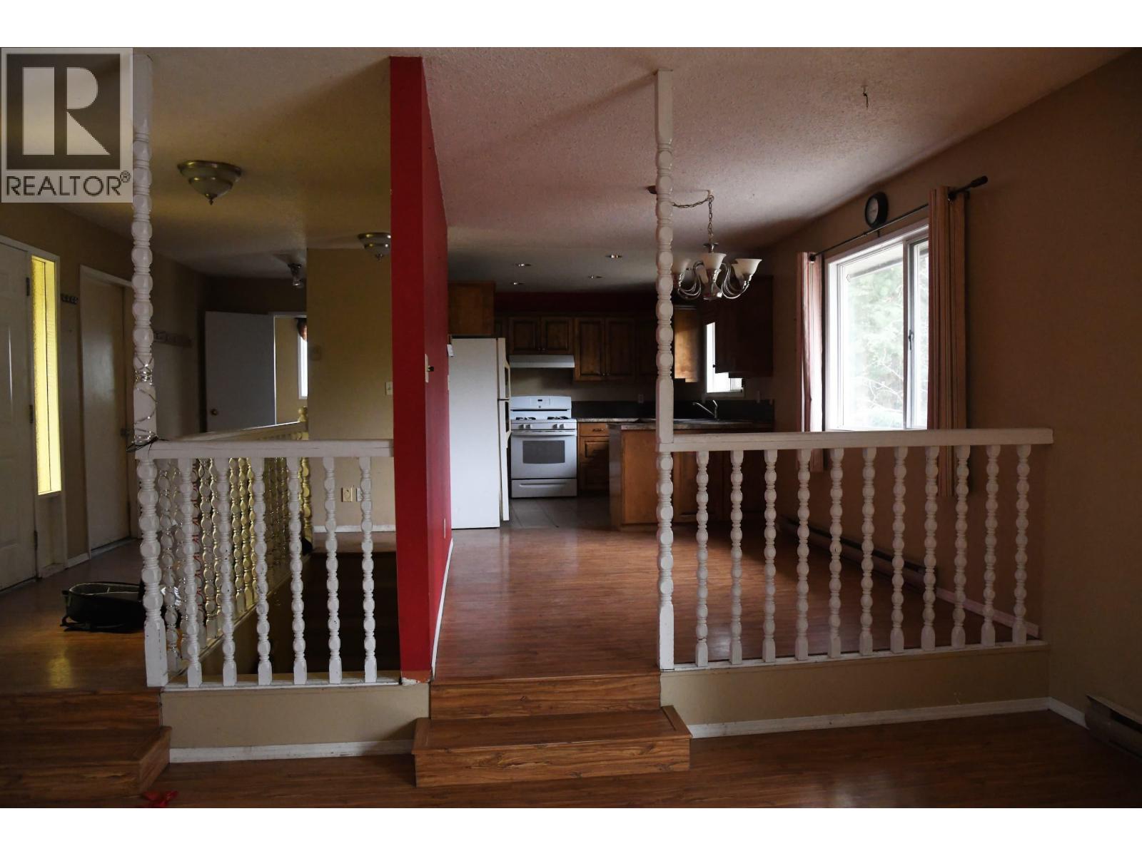 6462 Mercer Road Property Photo 5