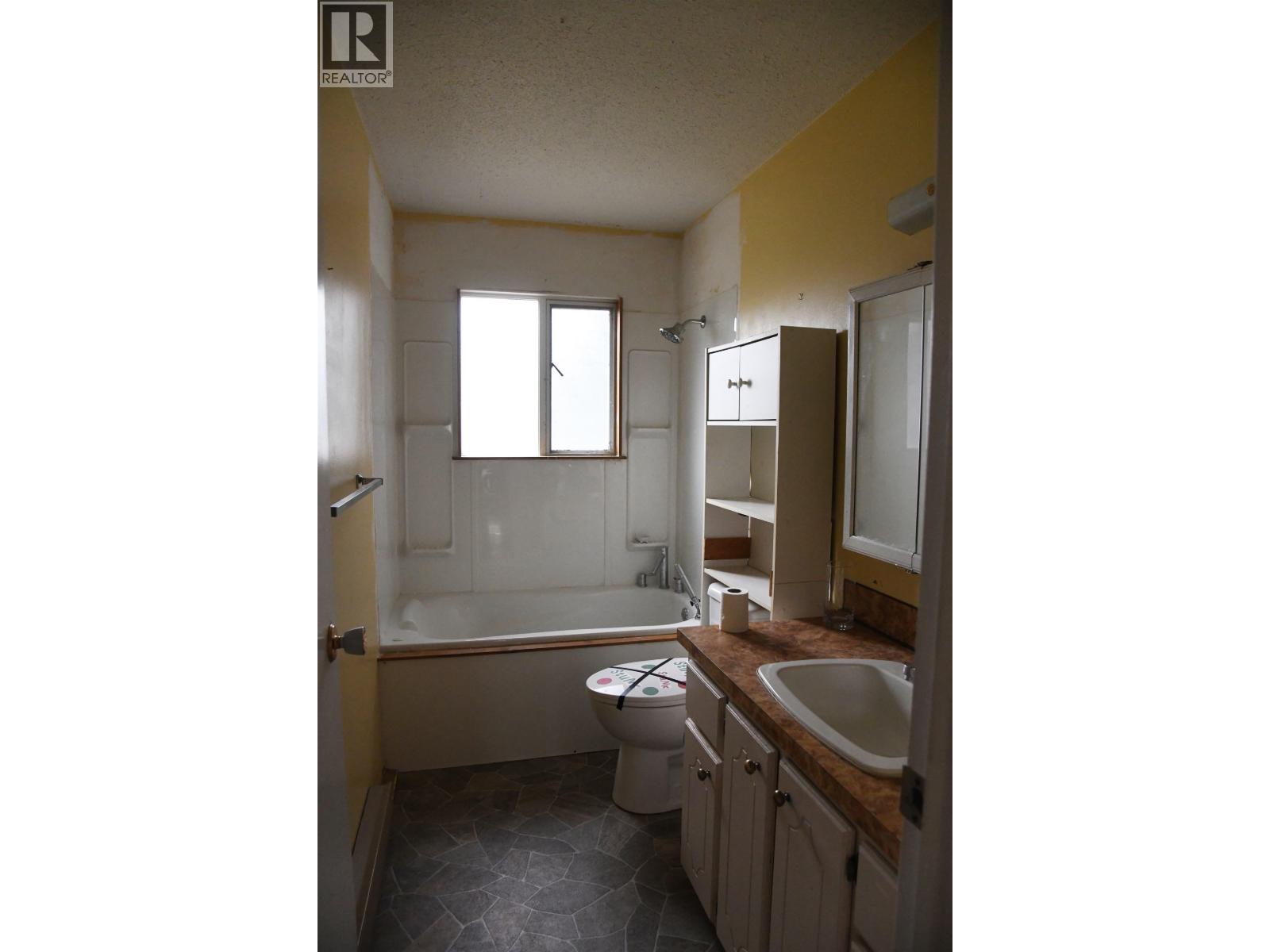 6462 Mercer Road Property Photo 7