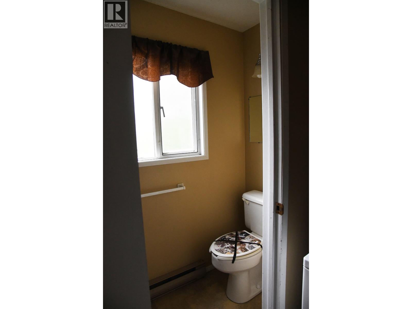 6462 Mercer Road Property Photo 10