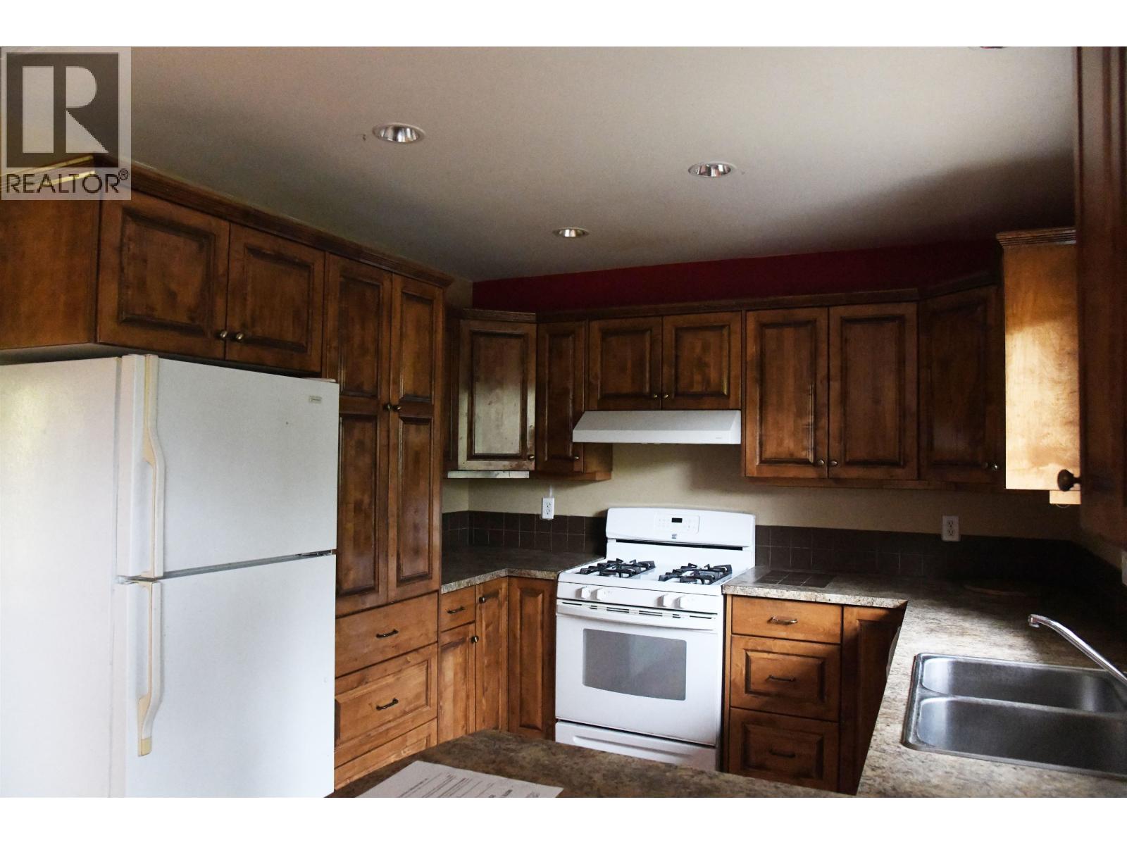 6462 Mercer Road Property Photo 12