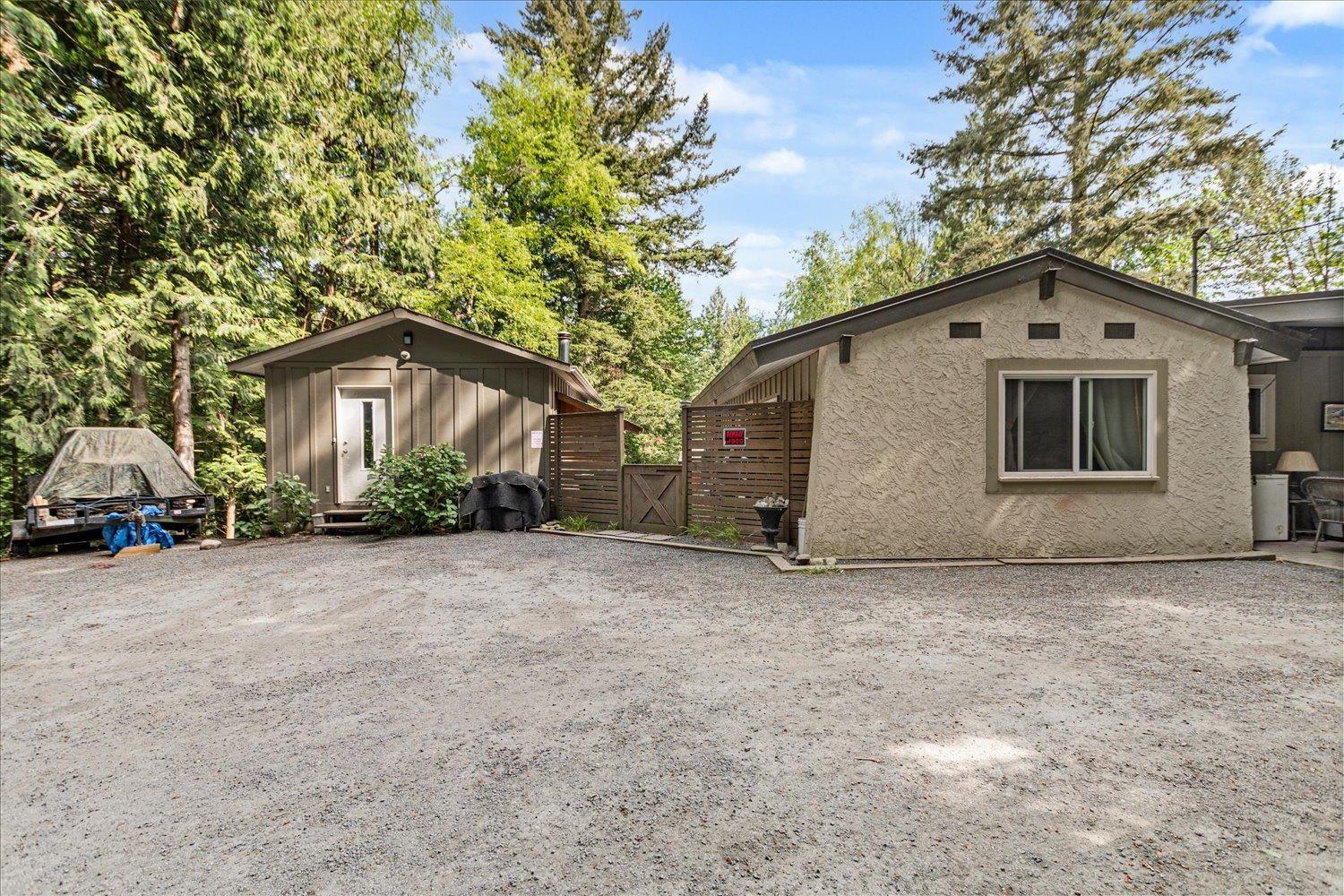 46675 Extrom Road Property Photo 3