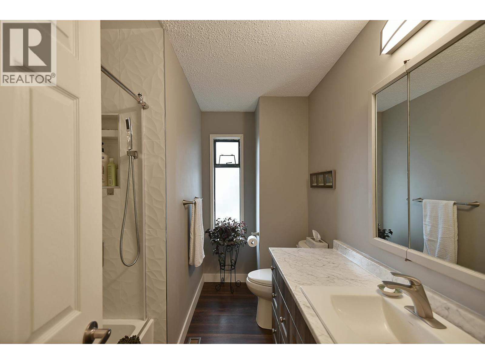 4926 Laurel Avenue Property Photo 16