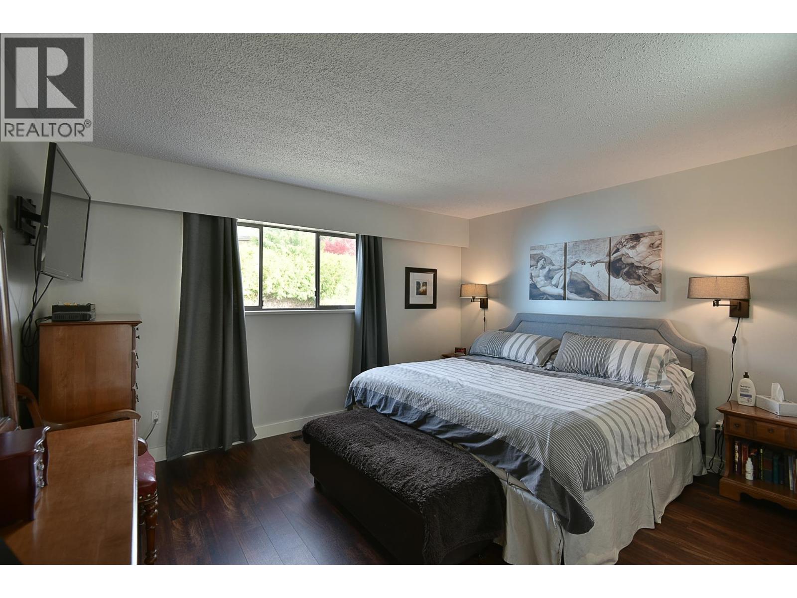 4926 Laurel Avenue Property Photo 17