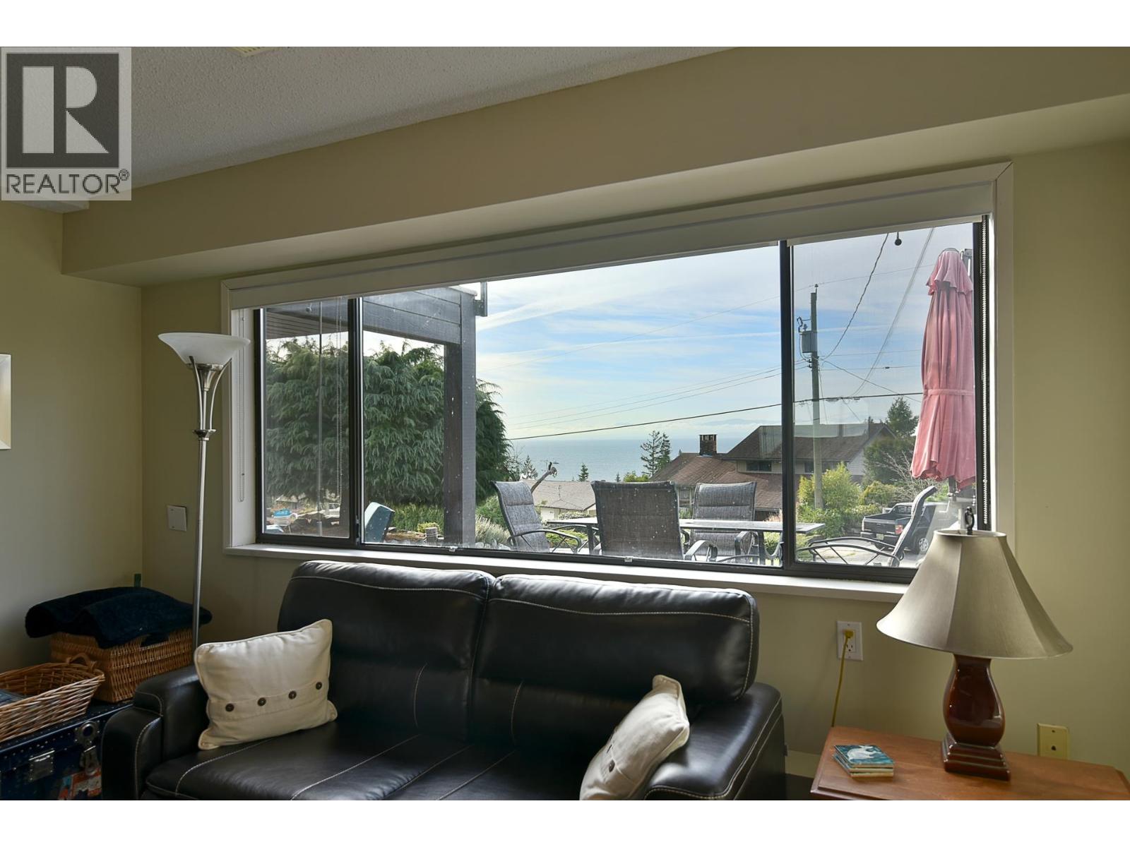 4926 Laurel Avenue Property Photo 24