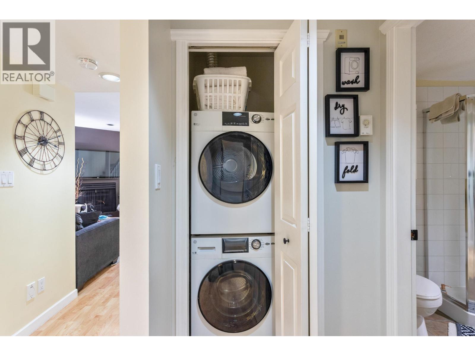 205 1518 Bowser Avenue Property Photo 12