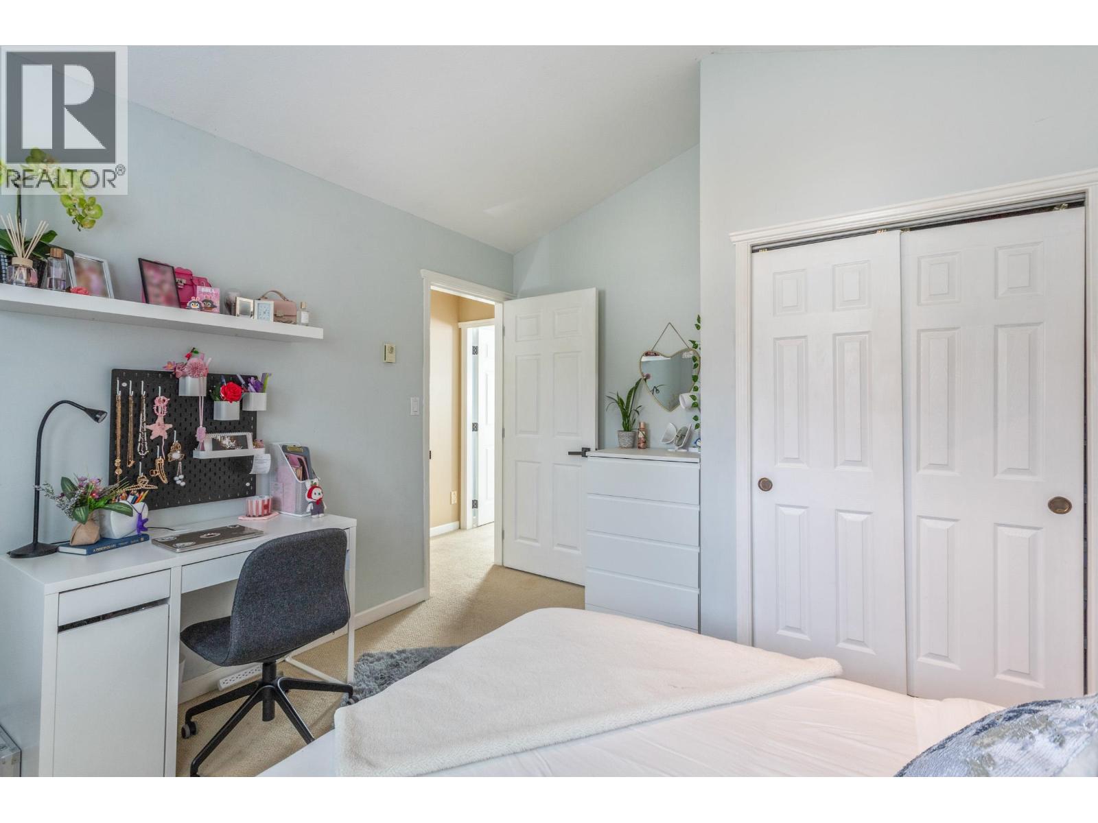 205 1518 Bowser Avenue Property Photo 15