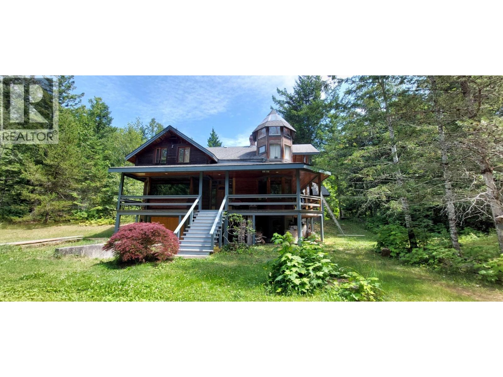 2848 Jourdenais Road Property Photo 1