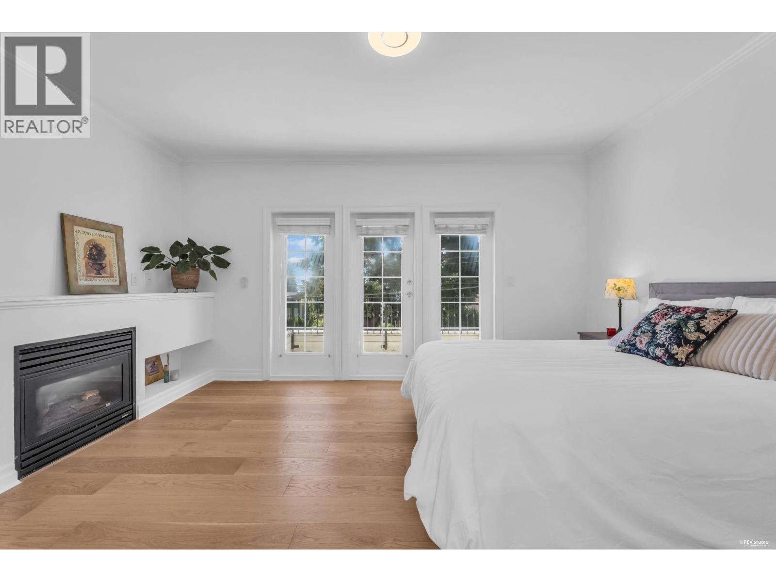 2459 Mathers Avenue Property Photo 19