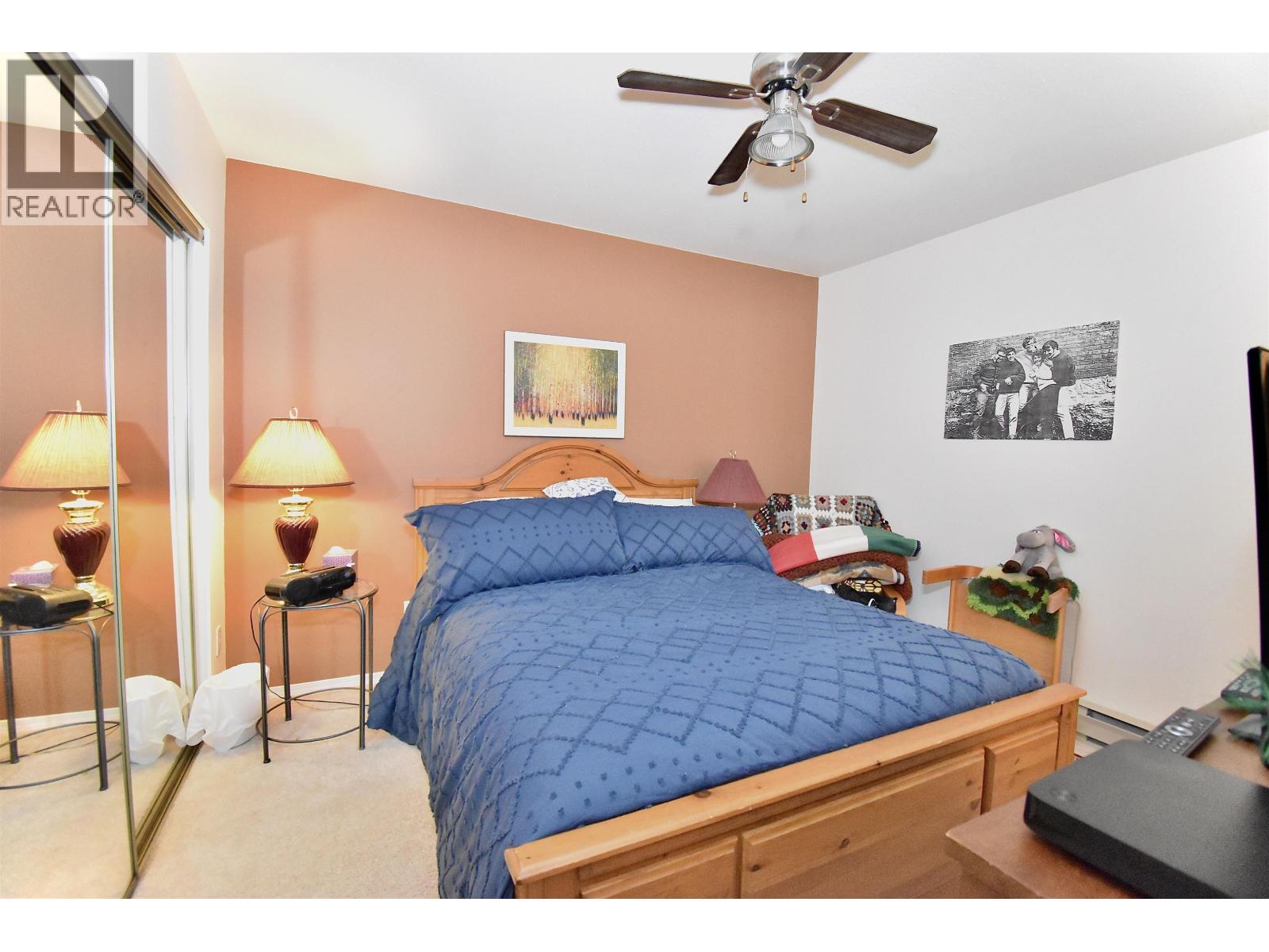 23 767 North Road Property Photo 12