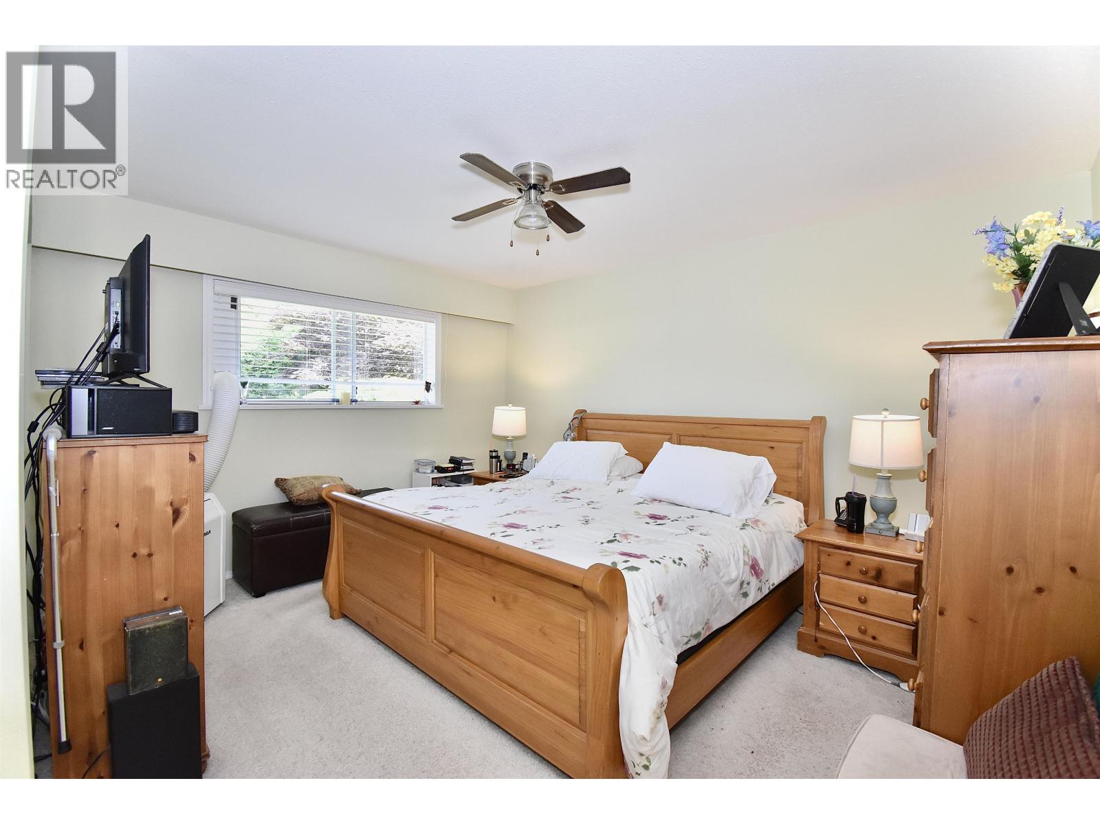 23 767 North Road Property Photo 15