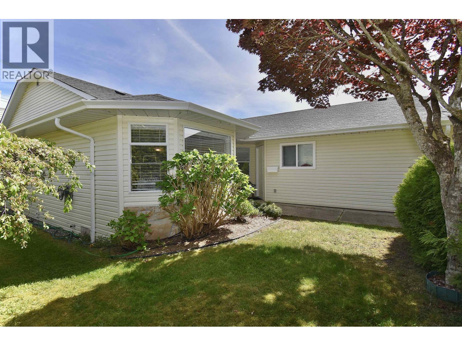 23 767 North Road Property Photo 25