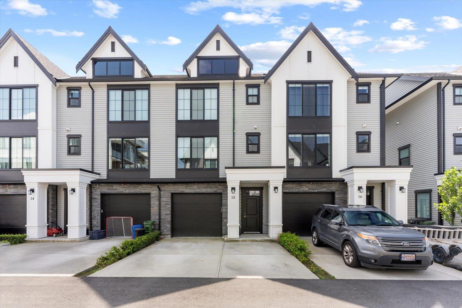 5480 PEBBLE Lane #15