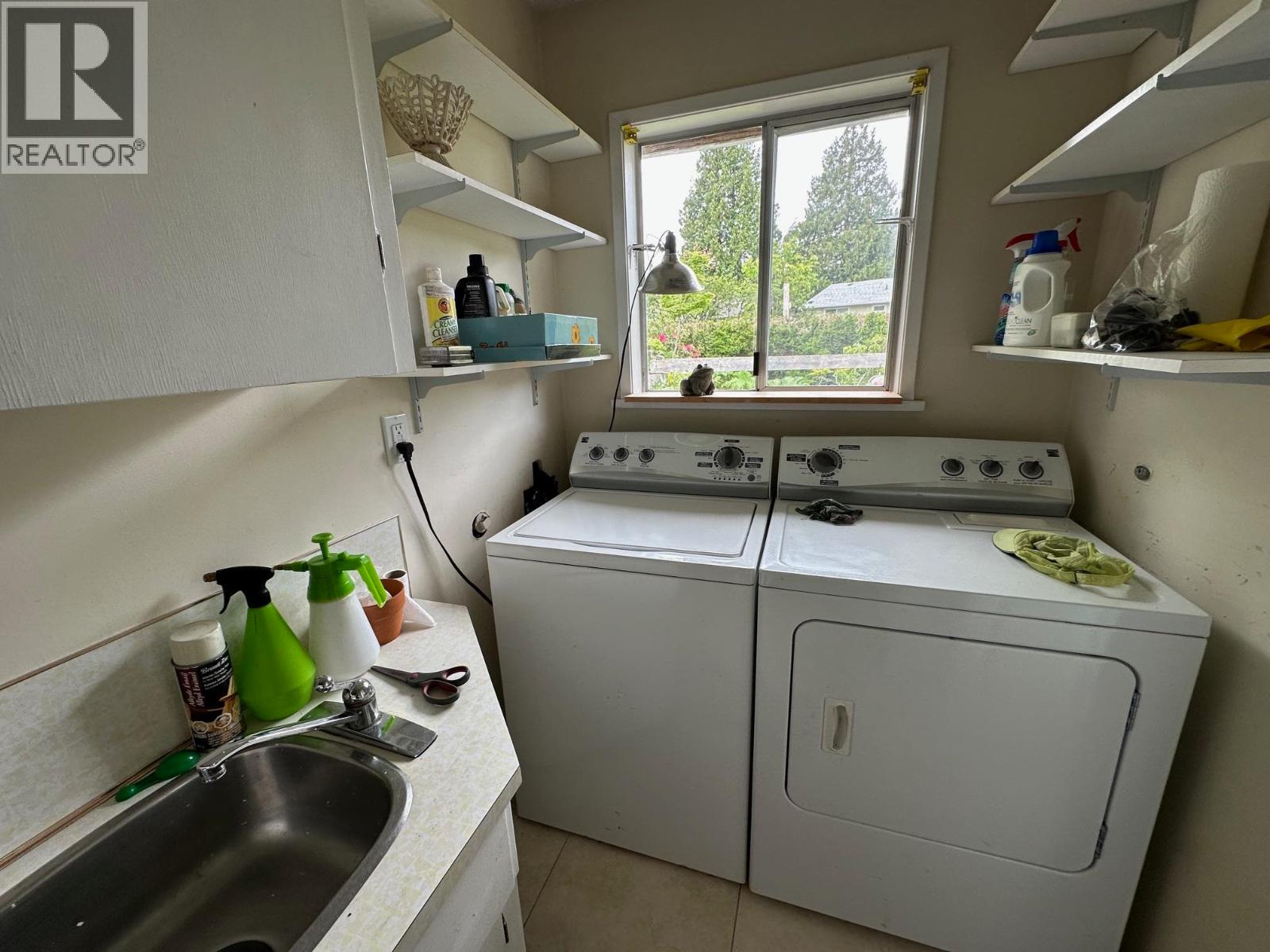 5278 Belair Drive Property Photo 14
