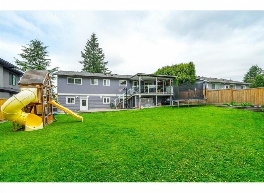 18120 58a Avenue Property Photo 3