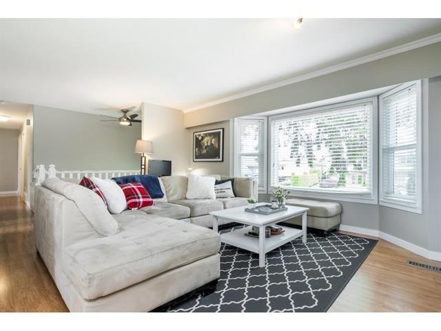 18120 58a Avenue Property Photo 4