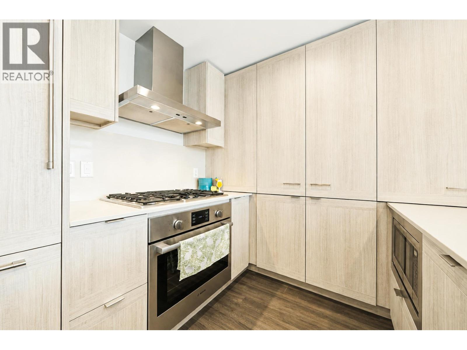 3607 2311 Beta Avenue Property Photo 10