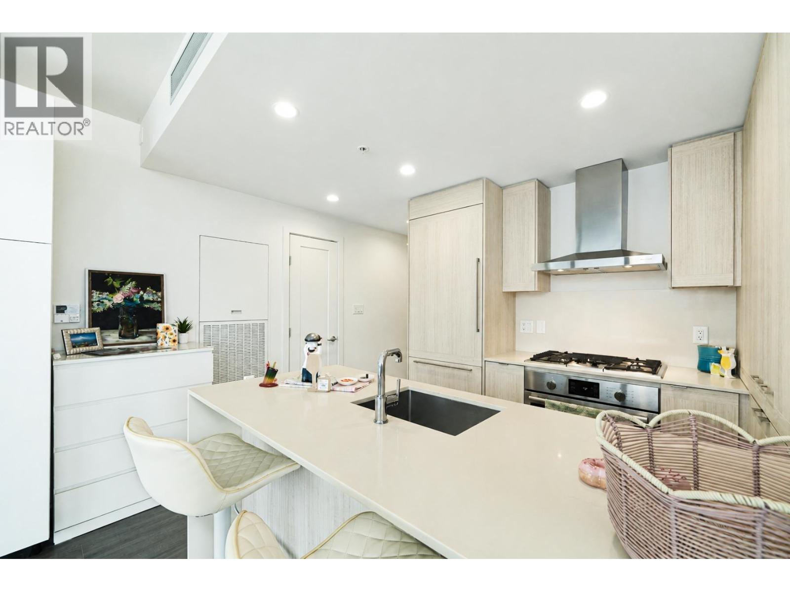 3607 2311 Beta Avenue Property Photo 12