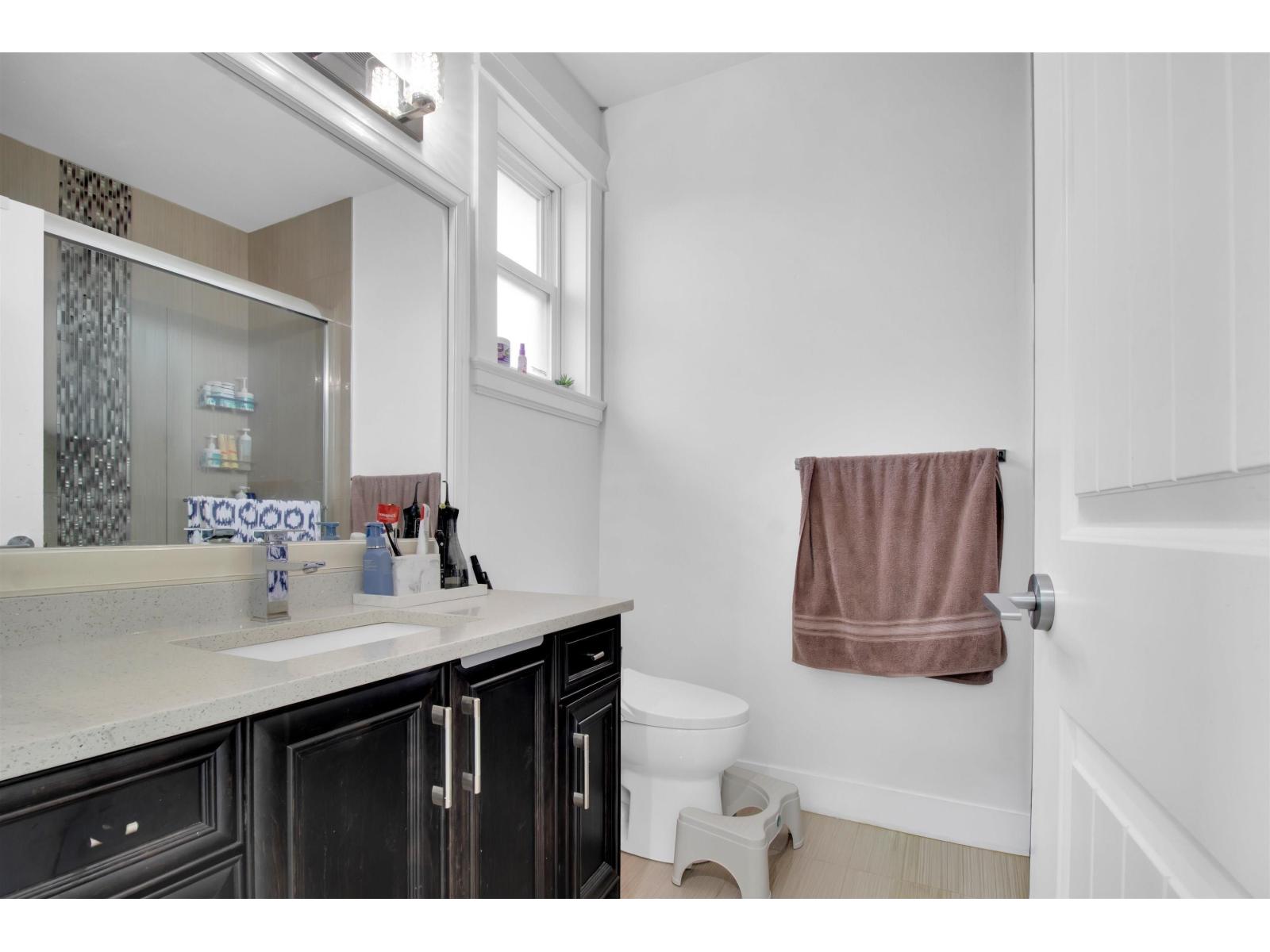 3492 Hazelwood Place Property Photo 24