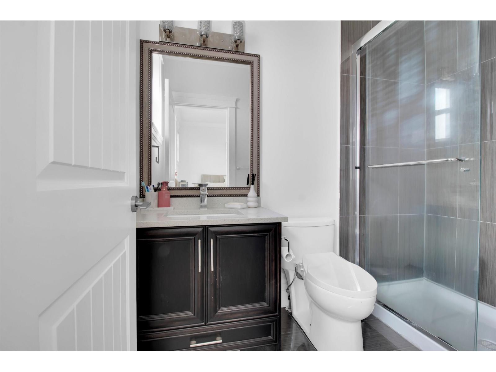 3492 Hazelwood Place Property Photo 34