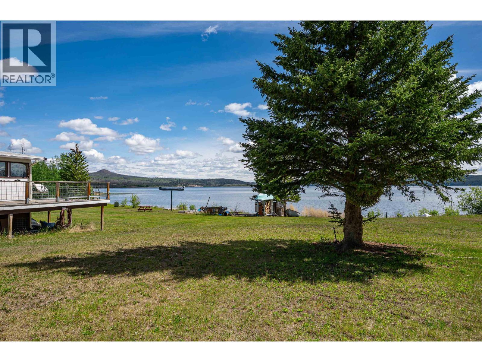 3918 Puntzi Lake Road Property Photo 2
