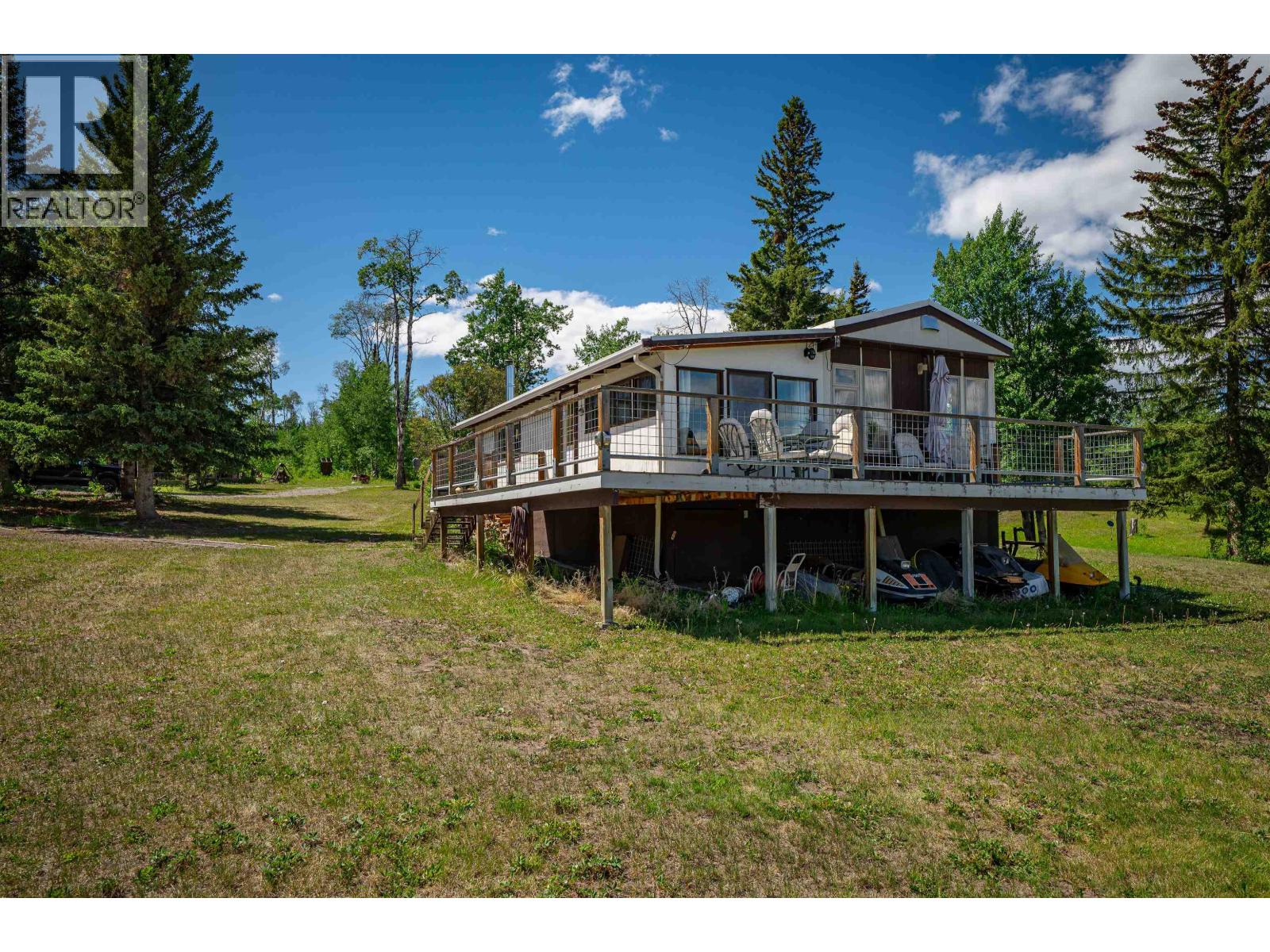 3918 Puntzi Lake Road Property Photo 6