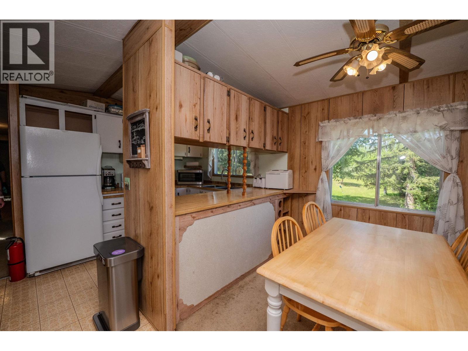 3918 Puntzi Lake Road Property Photo 9